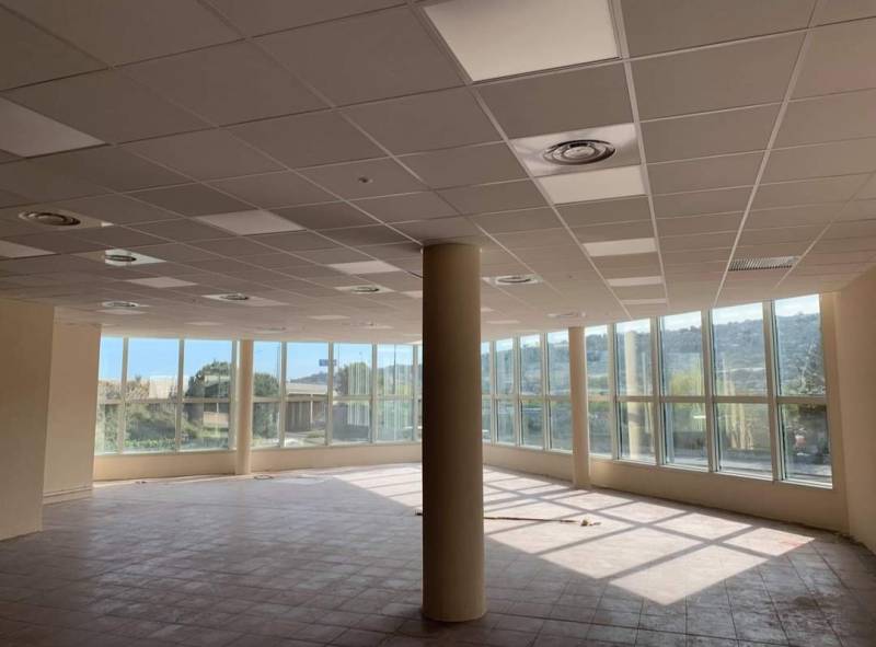 Rénovation de faux plafond suspendu d'un plateau de 750m2 à Nice